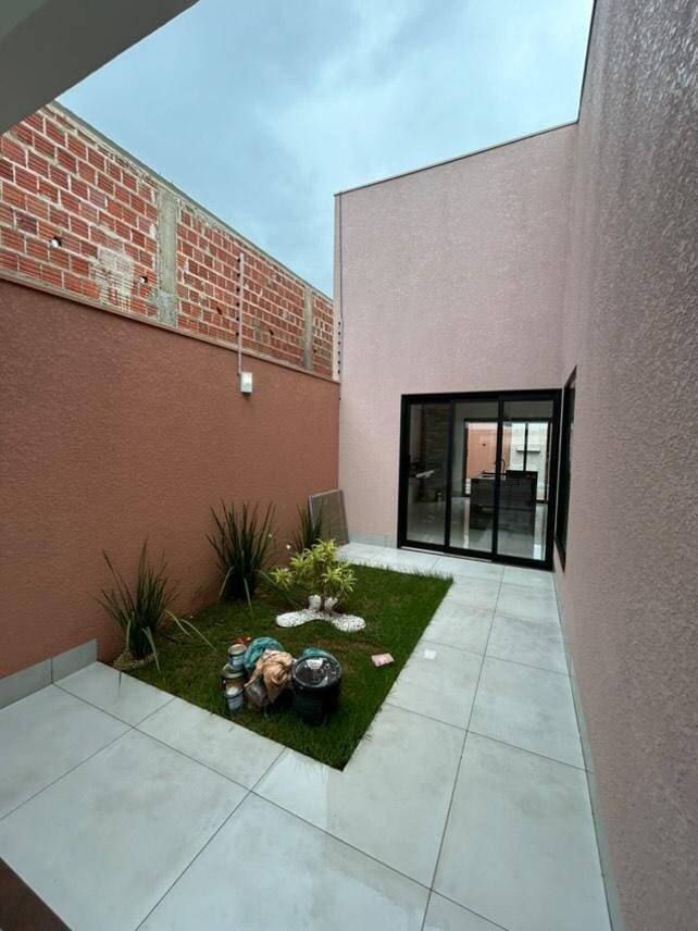Casa à venda com 3 quartos, 166m² - Foto 4