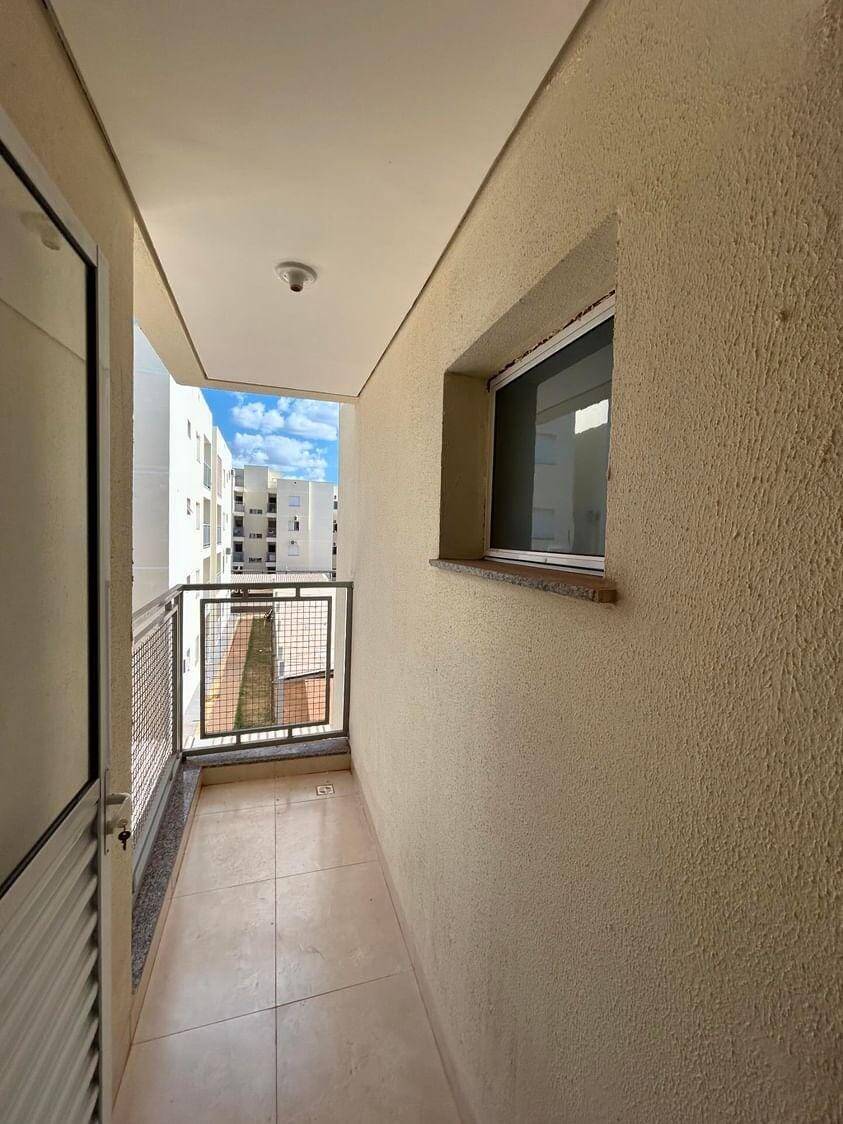 Casa à venda com 2 quartos, 66m² - Foto 10