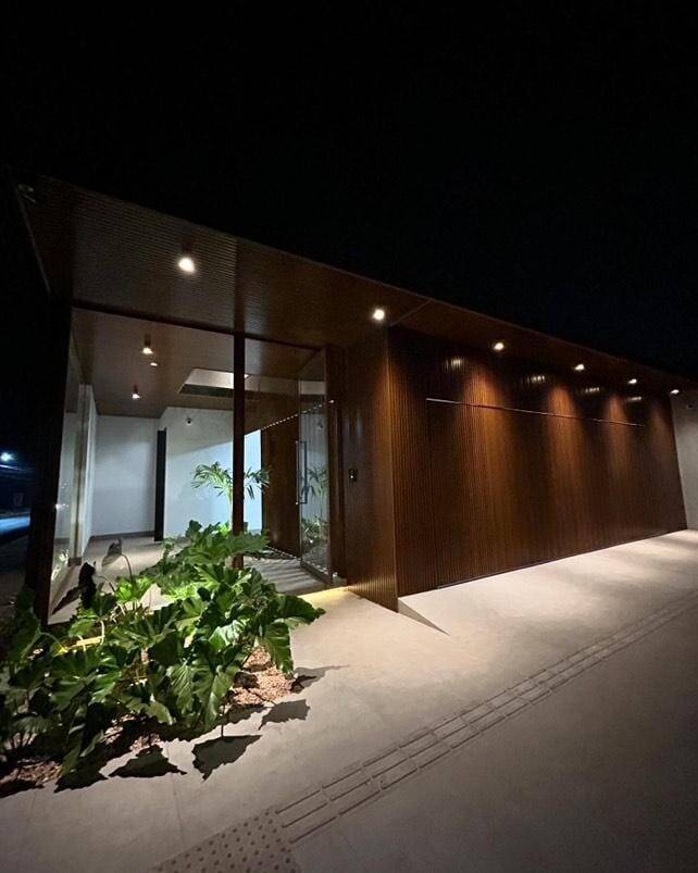 Casa à venda com 3 quartos, 300m² - Foto 2