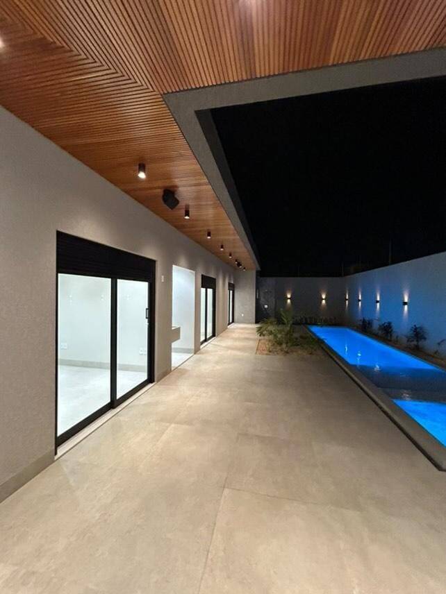 Casa à venda com 3 quartos, 300m² - Foto 9
