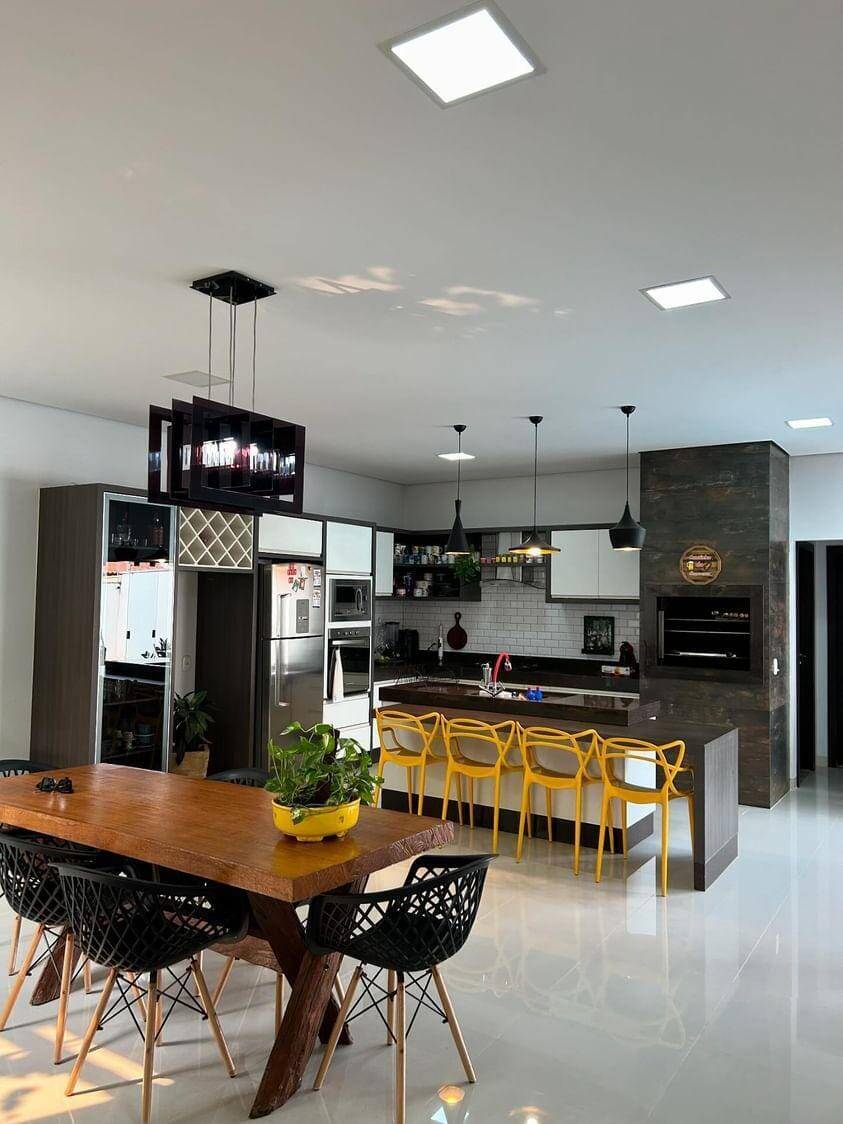 Casa à venda com 3 quartos, 196m² - Foto 15