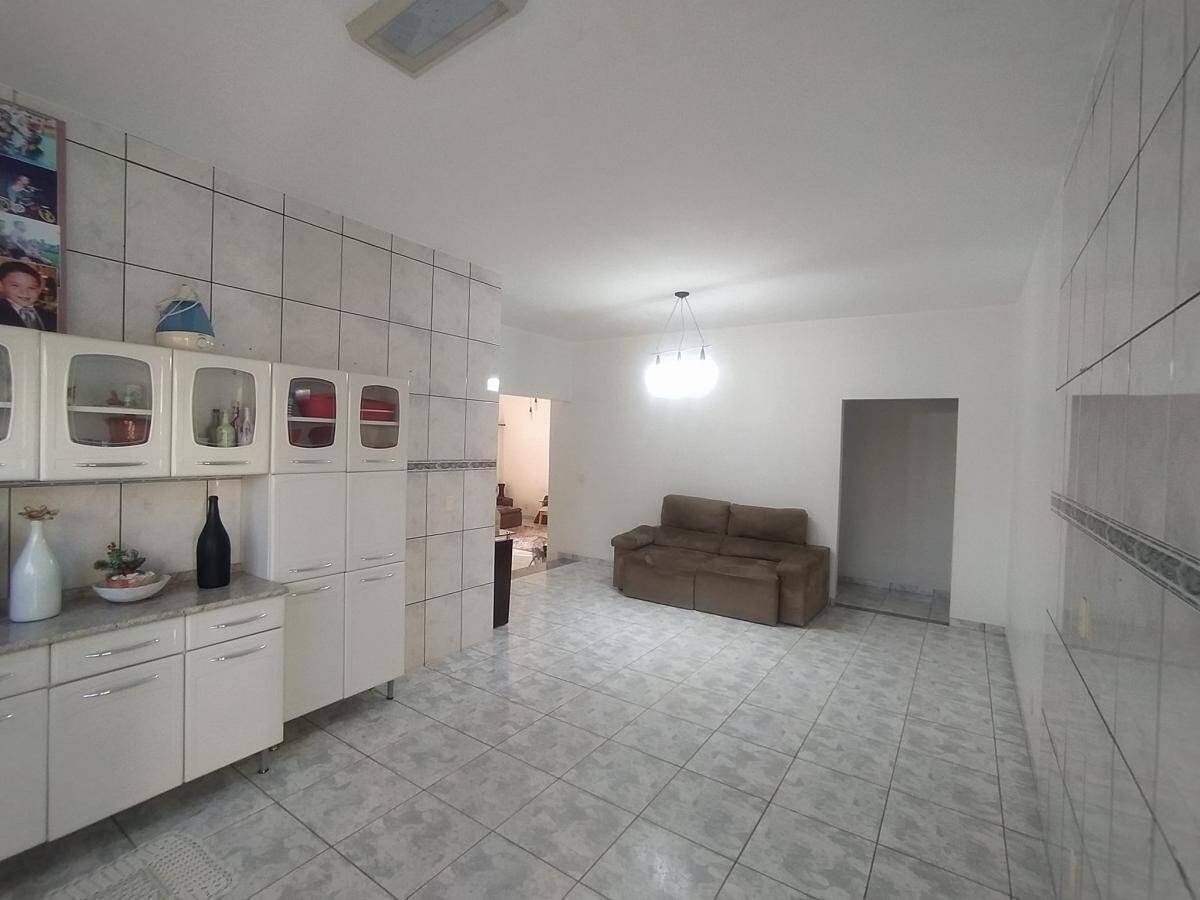 Casa, 3 quartos, 200 m² - Foto 21