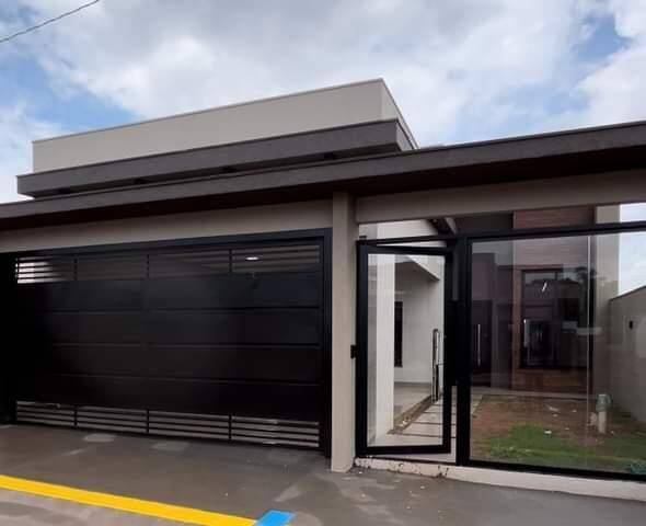 Casa à venda com 2 quartos, 150m² - Foto 4