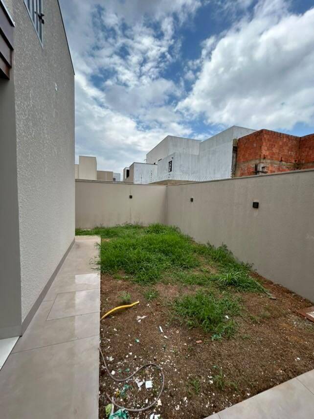 Casa à venda com 2 quartos, 150m² - Foto 13