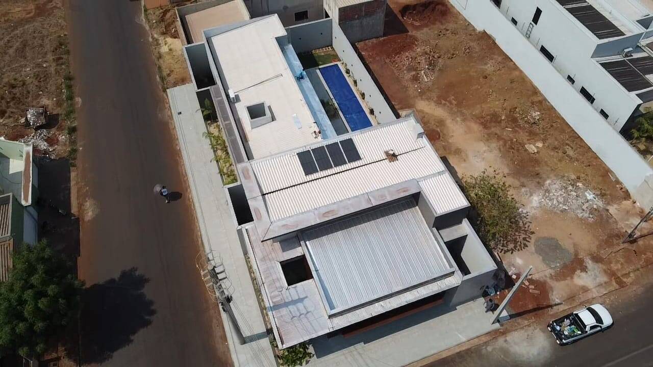 Casa à venda com 3 quartos, 300m² - Foto 38