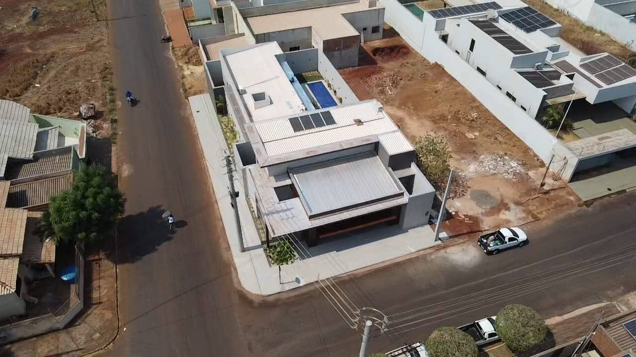 Casa à venda com 3 quartos, 300m² - Foto 39