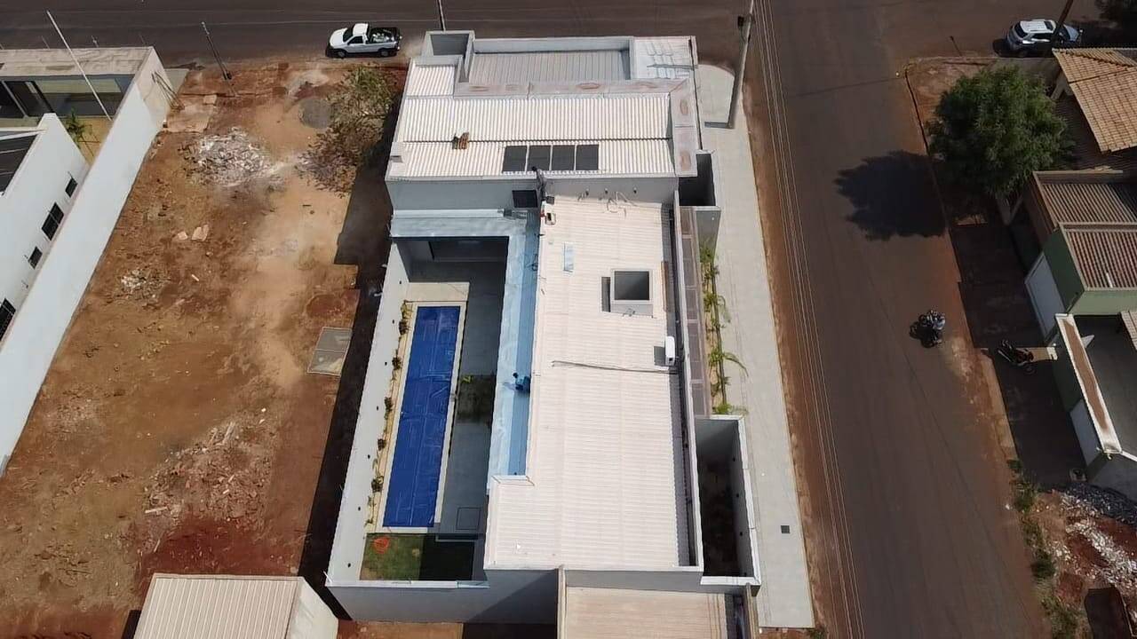 Casa à venda com 3 quartos, 300m² - Foto 41