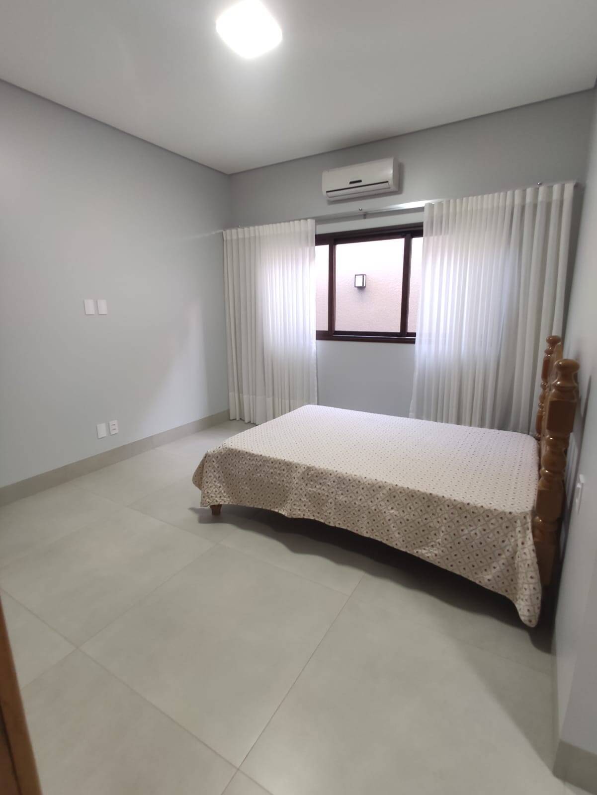 Casa à venda com 3 quartos, 256m² - Foto 28