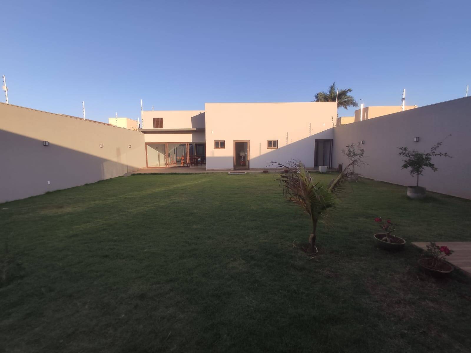 Casa à venda com 3 quartos, 256m² - Foto 29