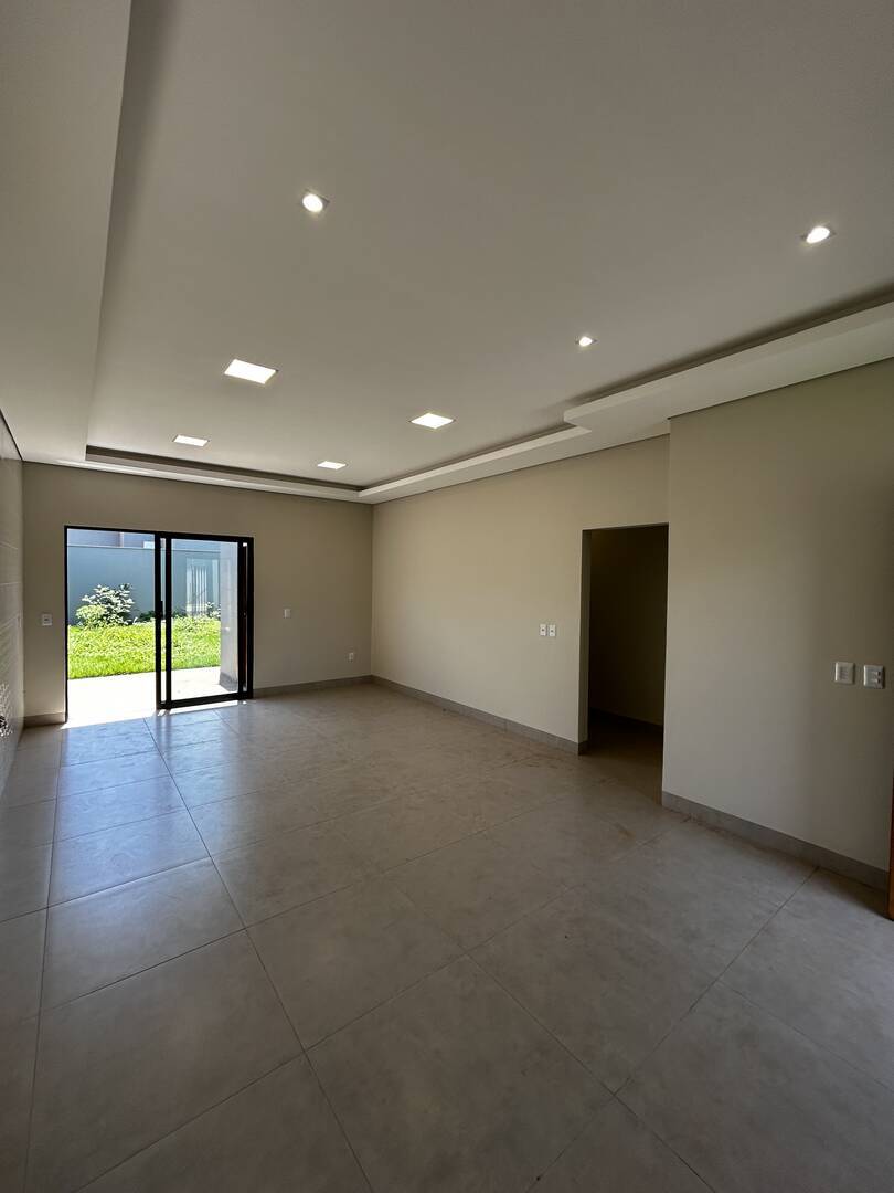 Casa à venda com 3 quartos, 96m² - Foto 3