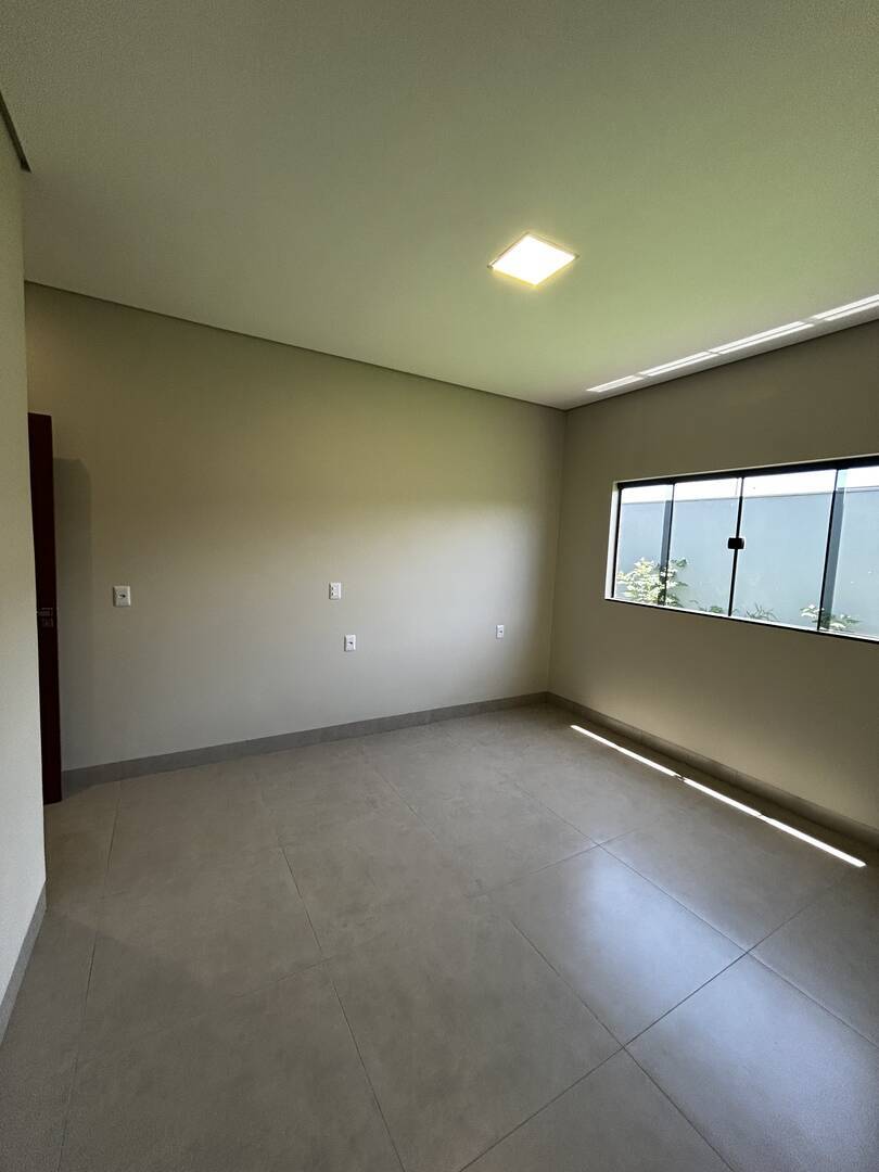 Casa à venda com 3 quartos, 96m² - Foto 11