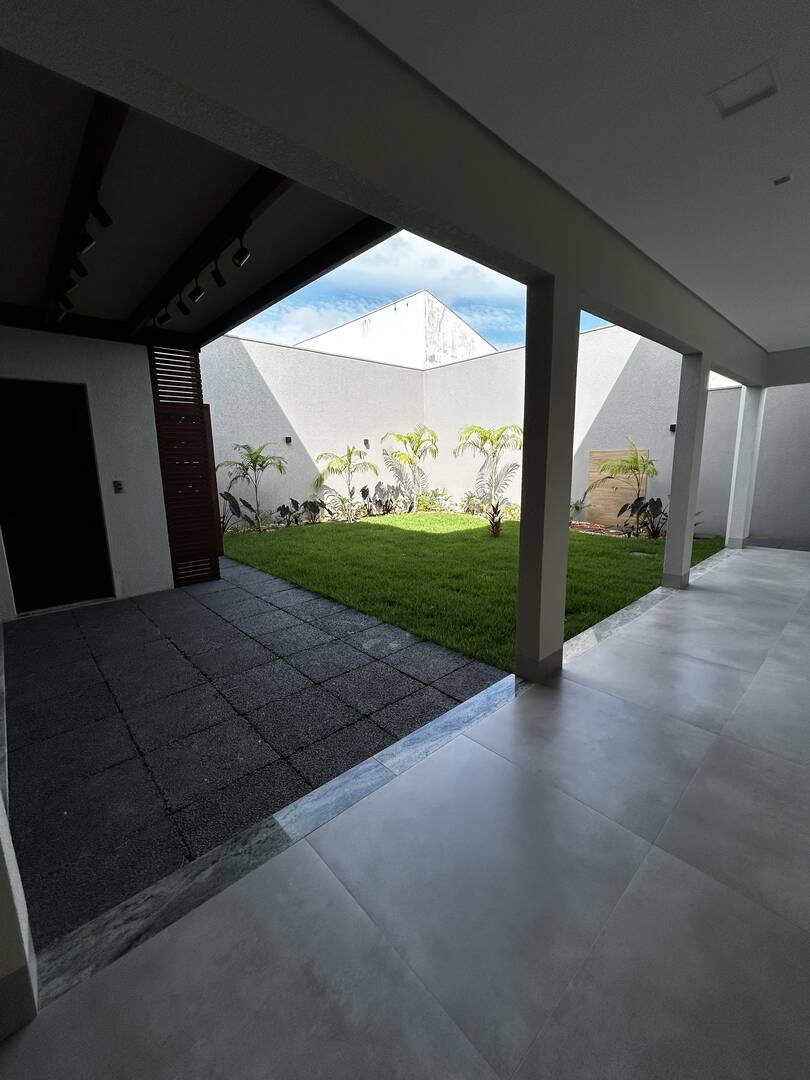 Casa, 4 quartos, 240 m² - Foto 11