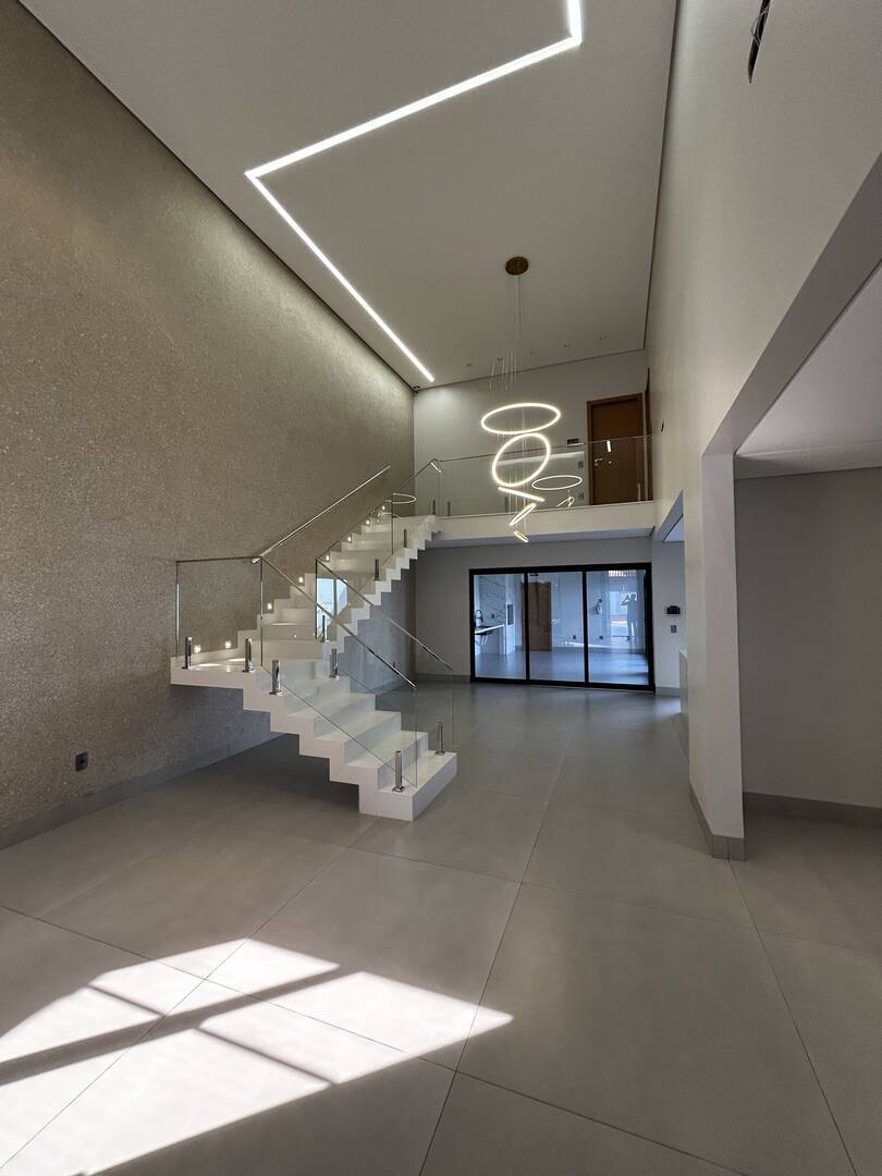 Casa, 4 quartos, 240 m² - Foto 34