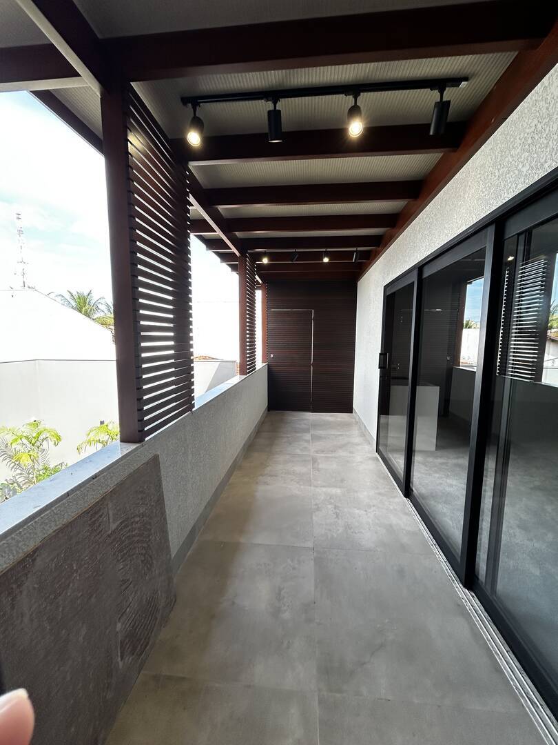 Casa, 4 quartos, 240 m² - Foto 36