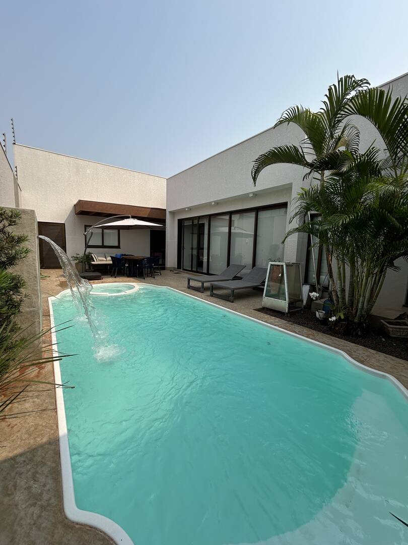 Casa, 3 quartos, 219 m² - Foto 13