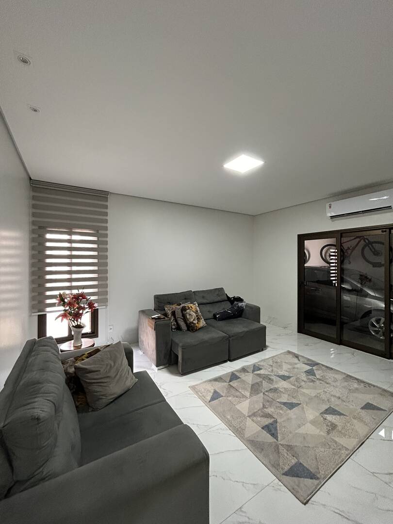 Casa, 3 quartos, 219 m² - Foto 14