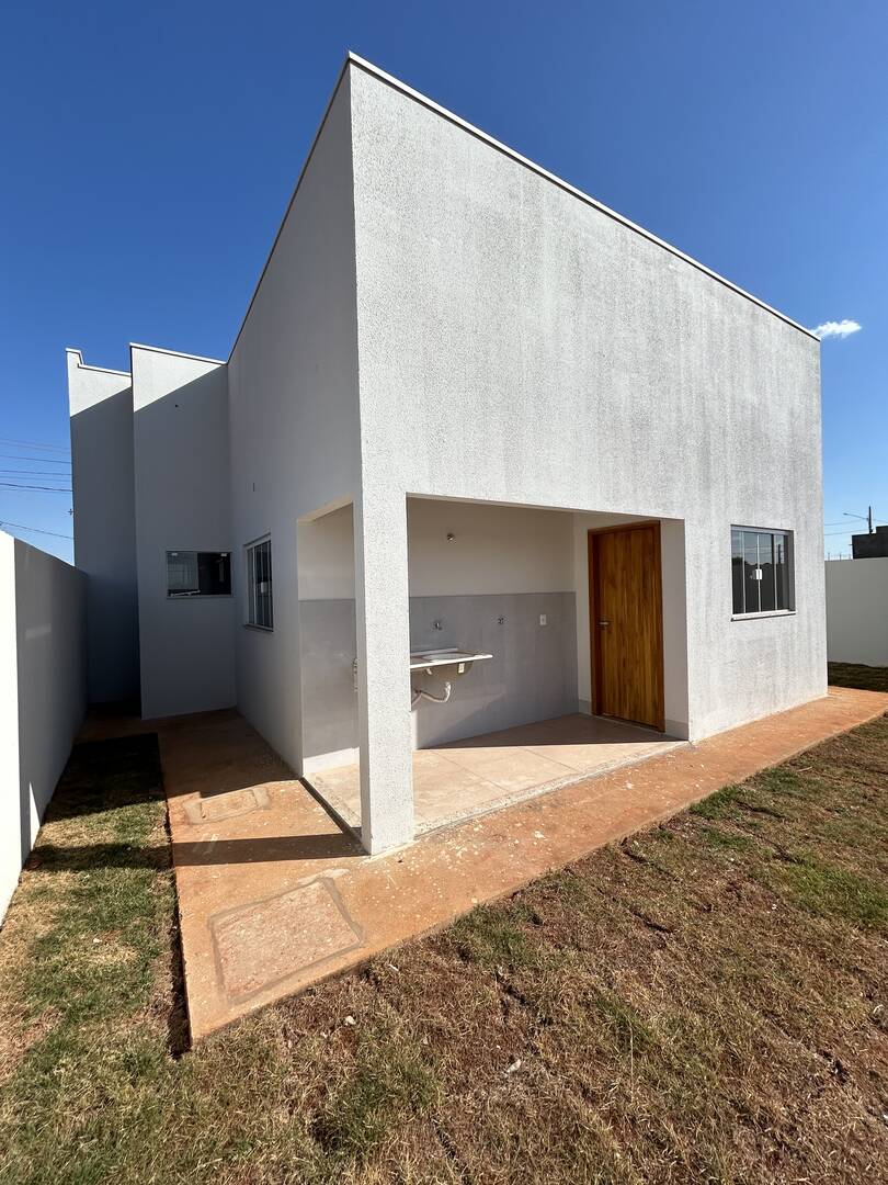 Casa à venda com 2 quartos, 71m² - Foto 11