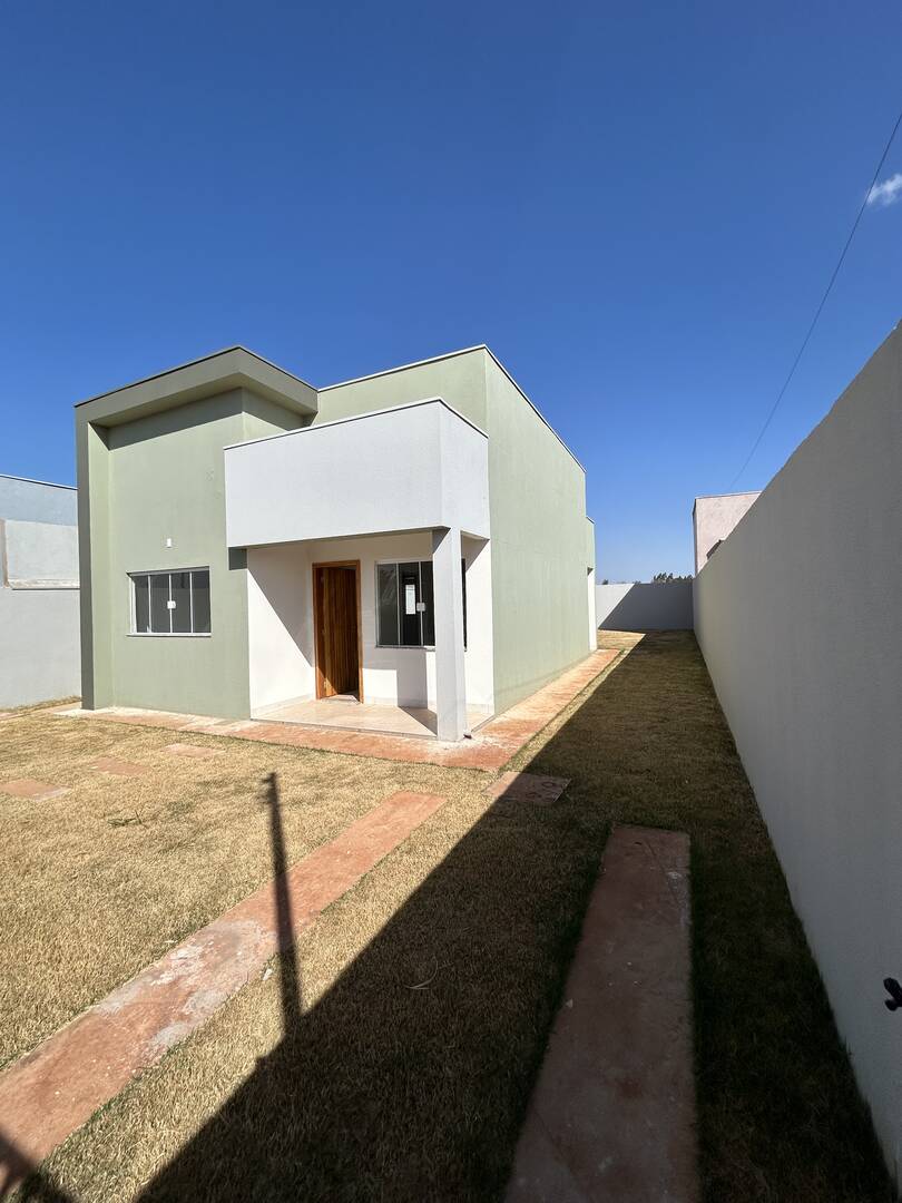 Casa Buritis 2 R$: 399.000.00 ( ACEITA FINANCIAMENTO)