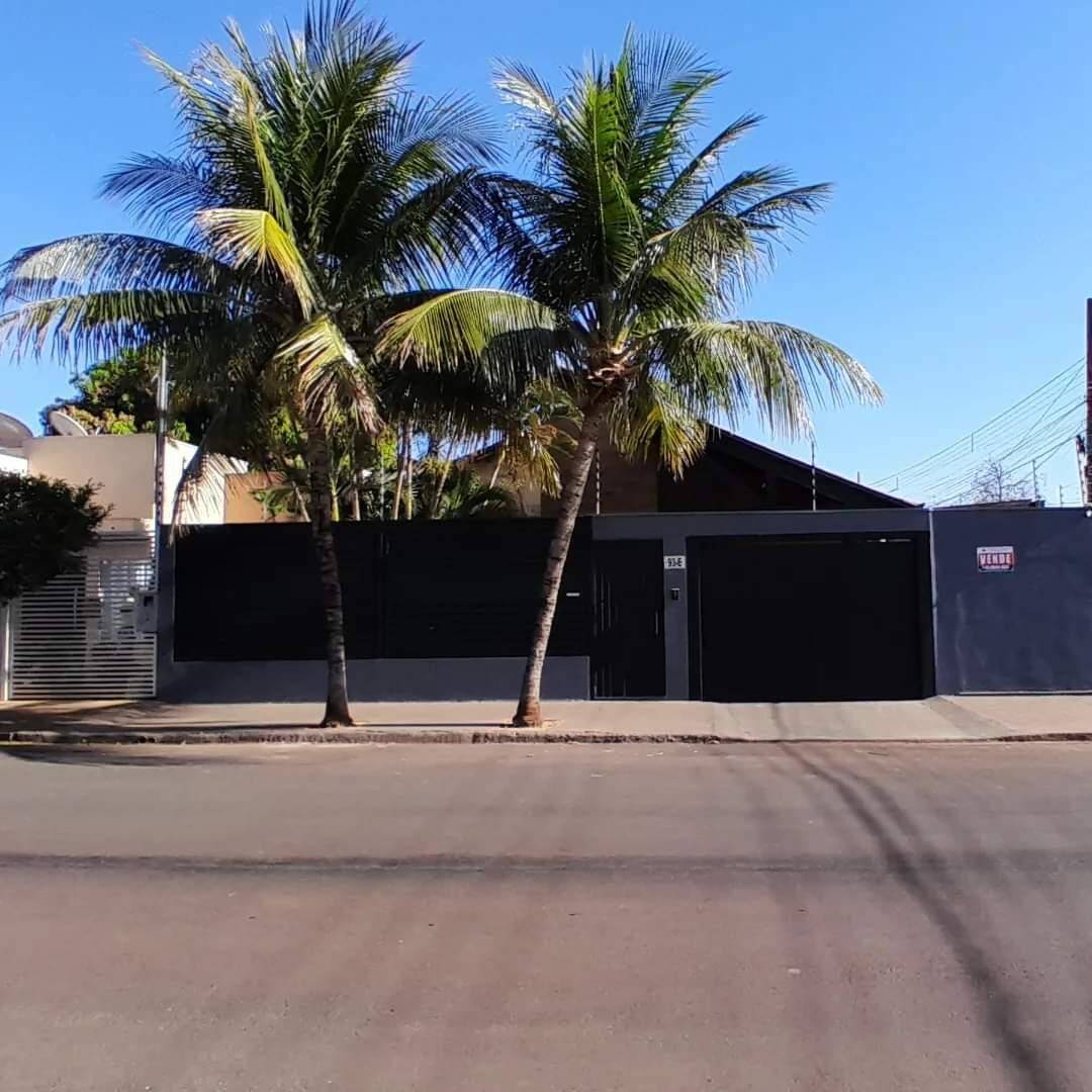 CASA PARA VENDA NO BAIRRO CENTRO, LOCALIZADO NA CIDADE DE TANGARÁ DA SERRA