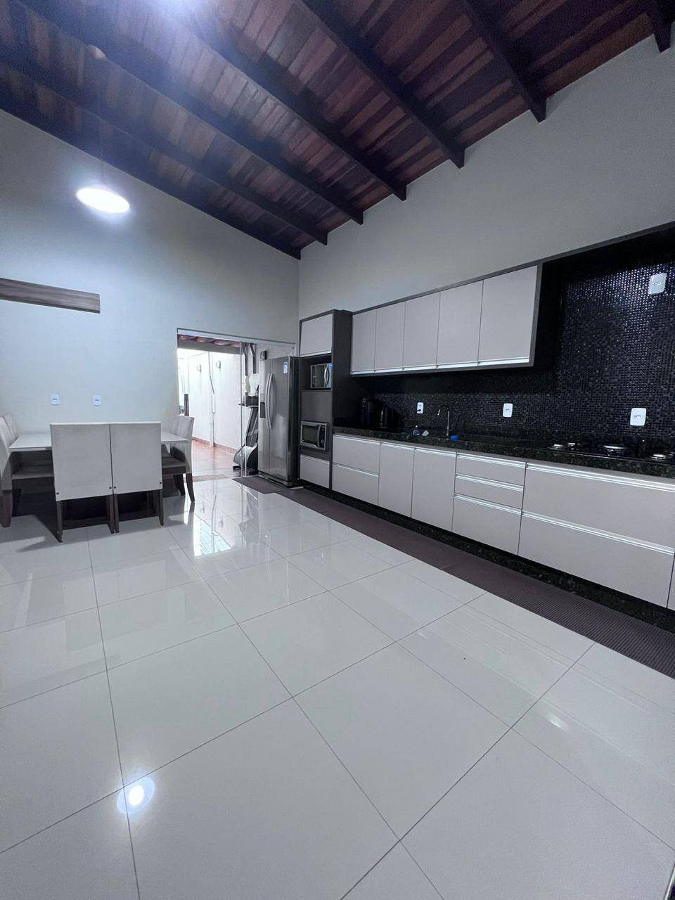 Casa à venda com 3 quartos, 170m² - Foto 12