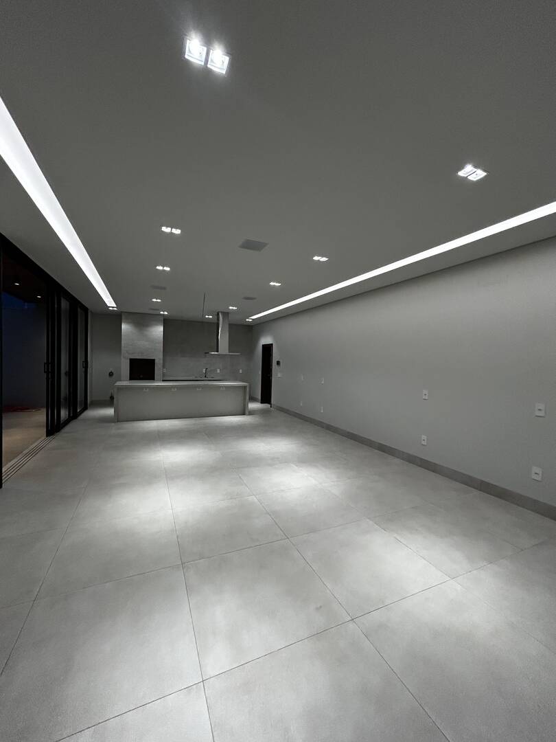 Casa à venda com 3 quartos, 300m² - Foto 61