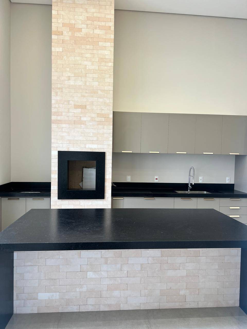 Casa à venda com 3 quartos, 178m² - Foto 11