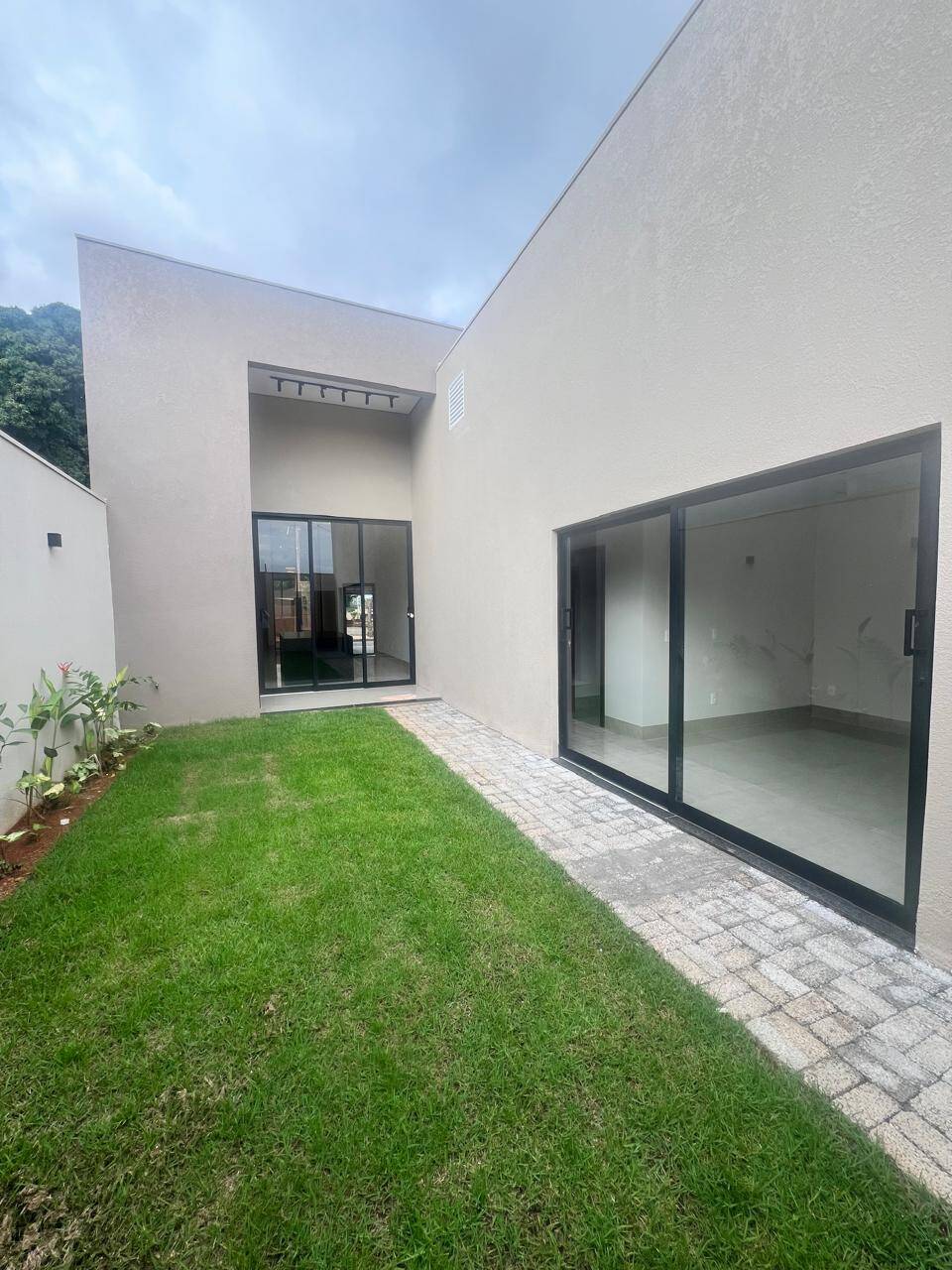 Casa à venda com 3 quartos, 178m² - Foto 14