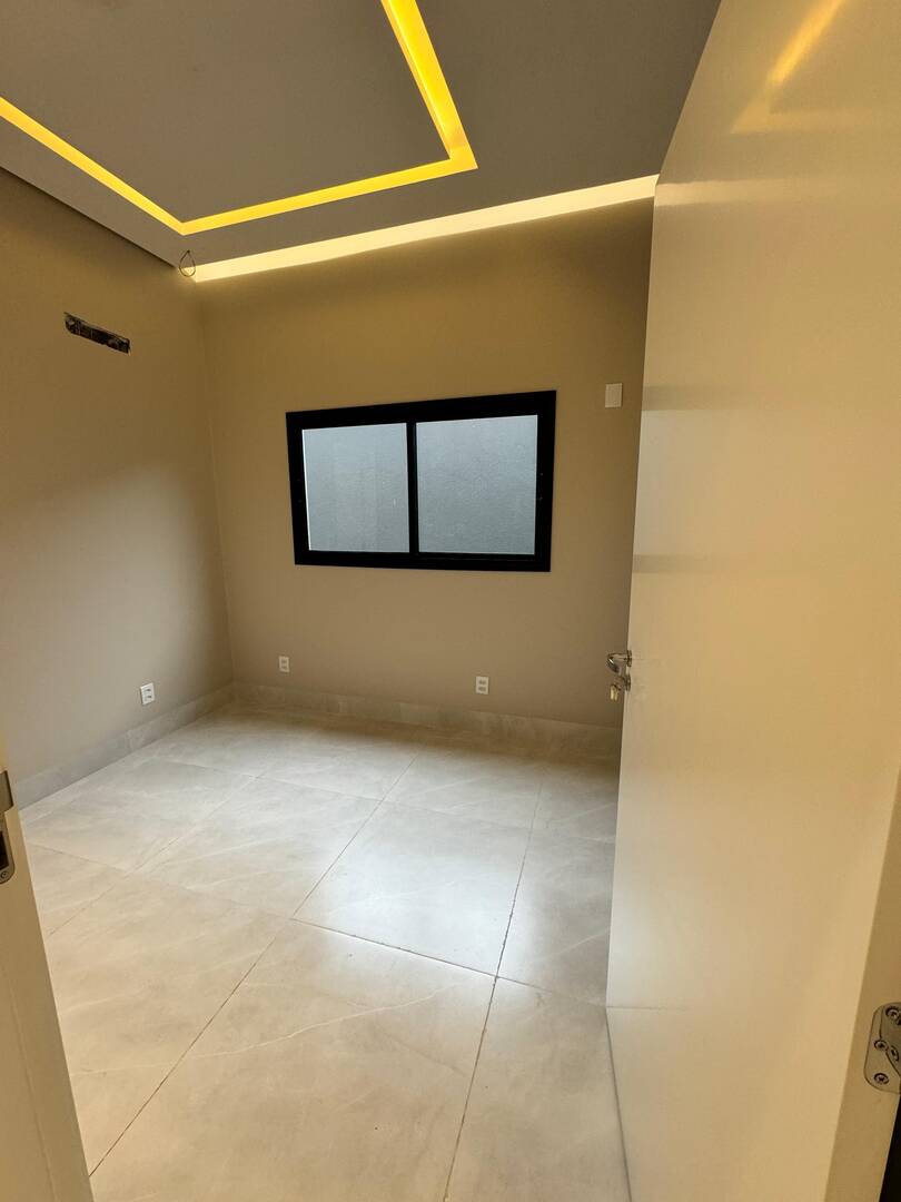 Casa, 3 quartos, 159 m² - Foto 2