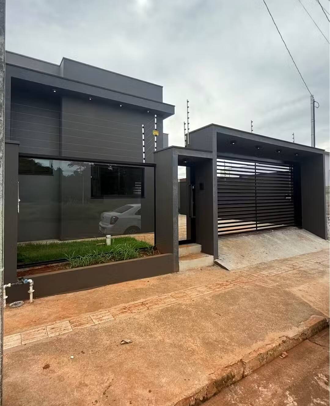 Casa localizada no Parque do Bosque !!
possui *110m2* sendo 1 suíte