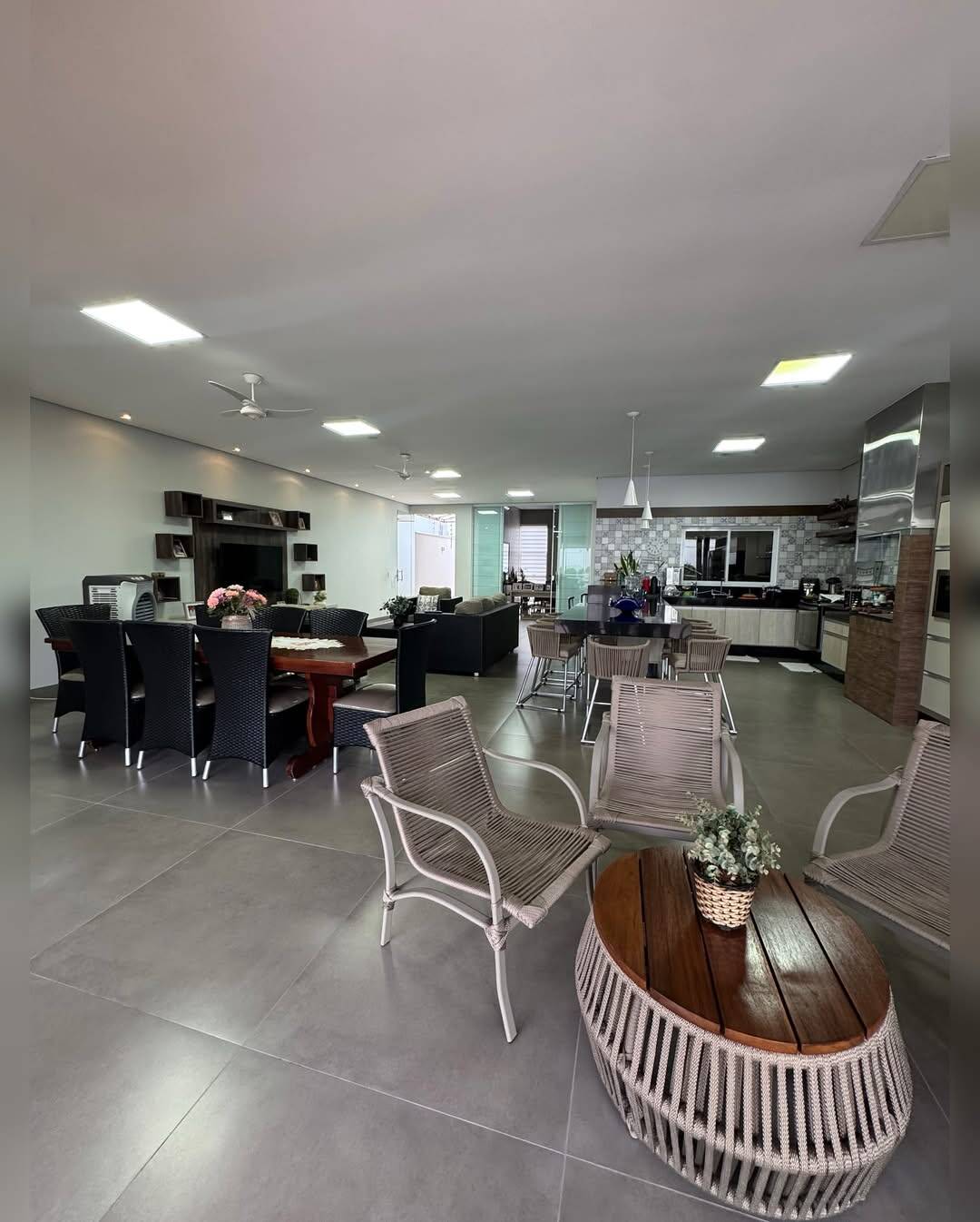 Casa à venda com 3 quartos, 360m² - Foto 6