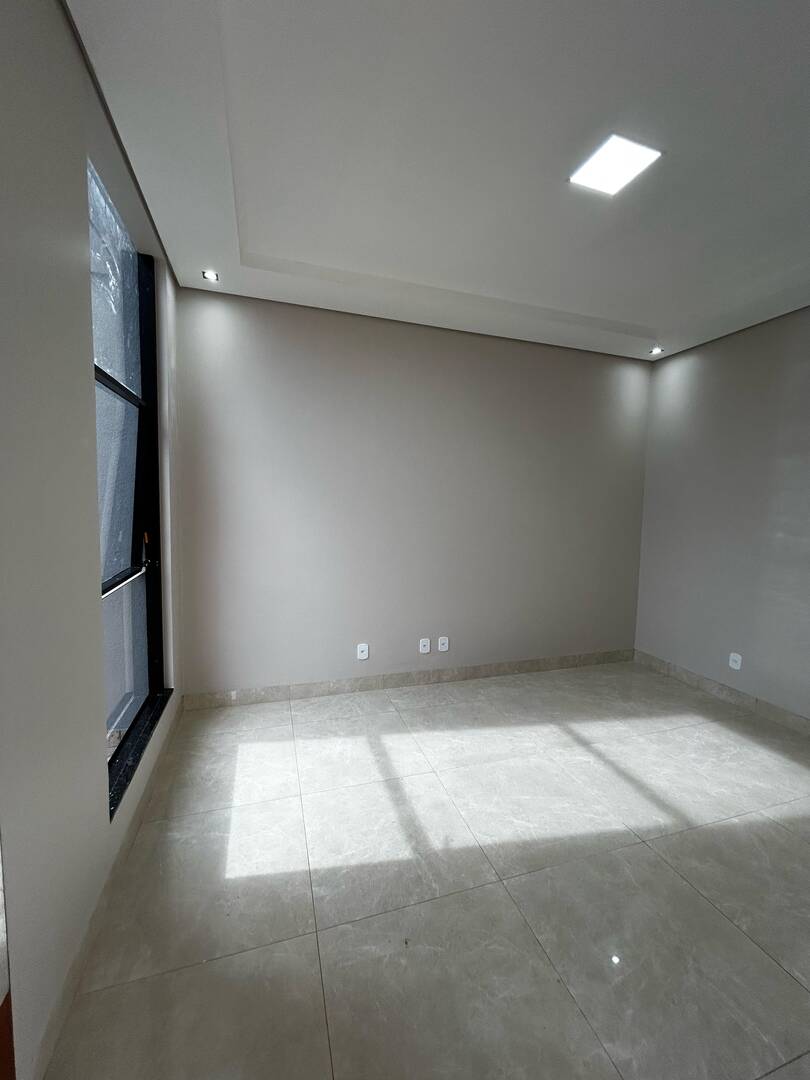 Casa à venda com 3 quartos, 100m² - Foto 19