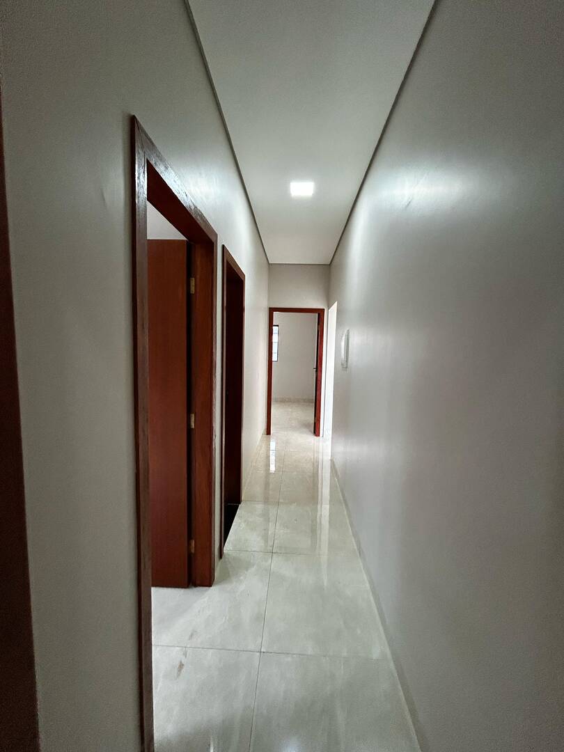 Casa à venda com 3 quartos, 100m² - Foto 26