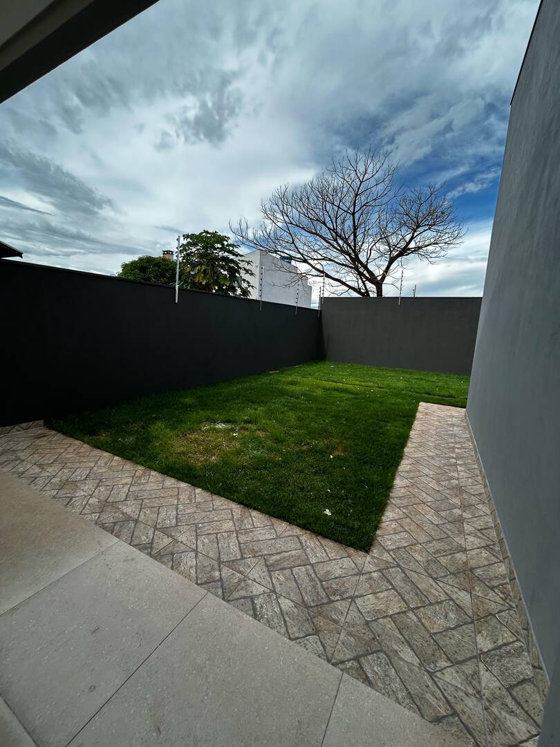 Casa à venda com 3 quartos, 100m² - Foto 27