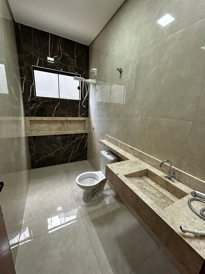 Casa à venda com 3 quartos, 100m² - Foto 35