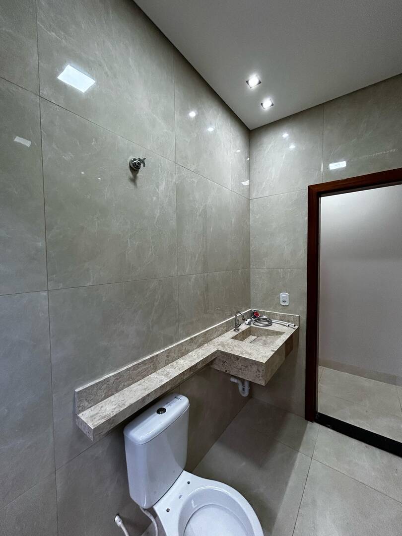 Casa à venda com 3 quartos, 100m² - Foto 36