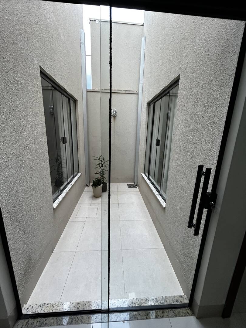 Casa à venda com 3 quartos, 205m² - Foto 11