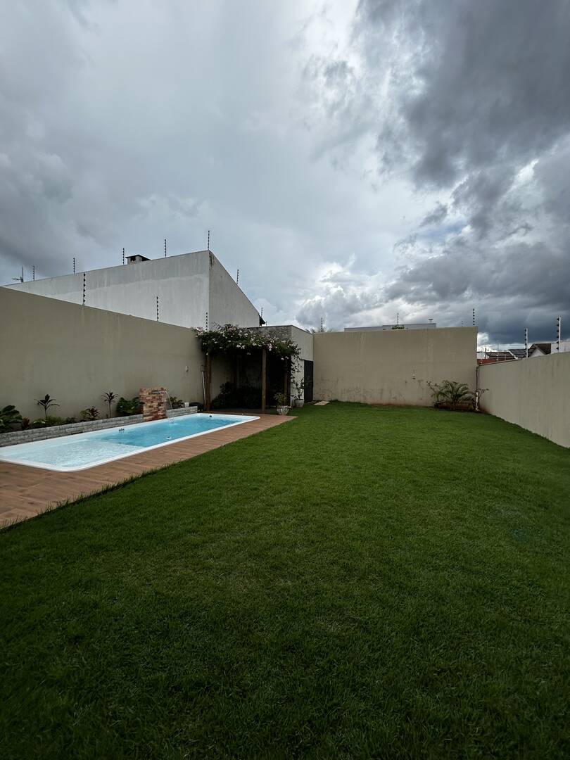 Casa à venda com 3 quartos, 205m² - Foto 32