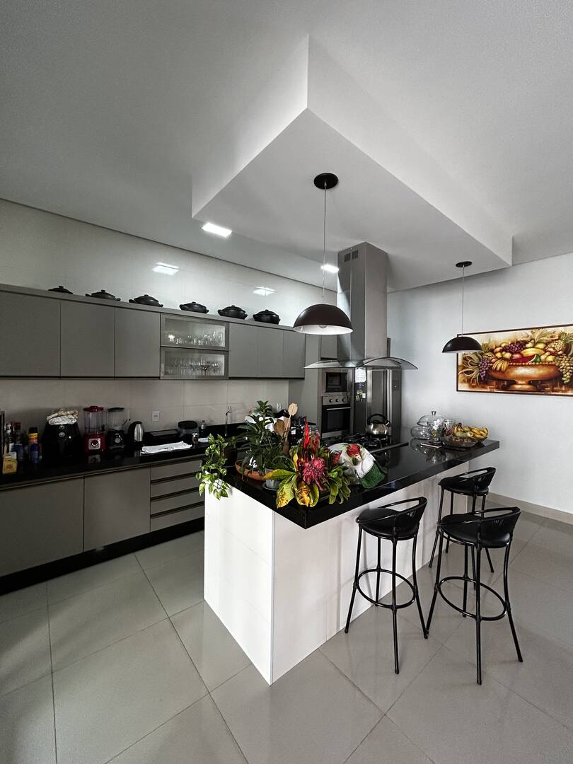 Casa, 3 quartos, 140 m² - Foto 2