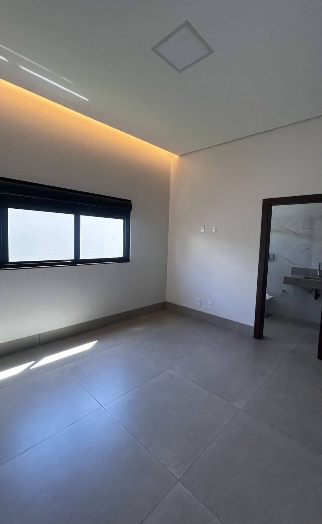 Casa à venda com 3 quartos, 238m² - Foto 10