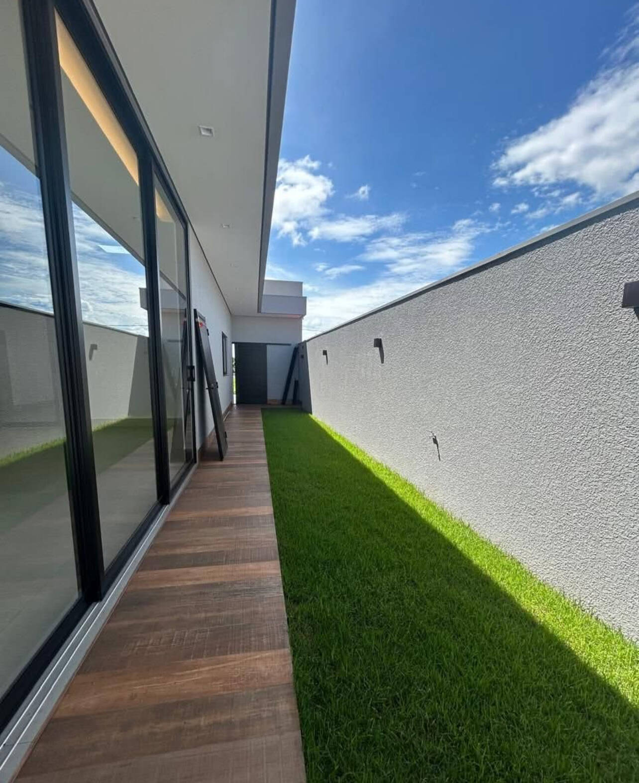 Casa à venda com 3 quartos, 238m² - Foto 11