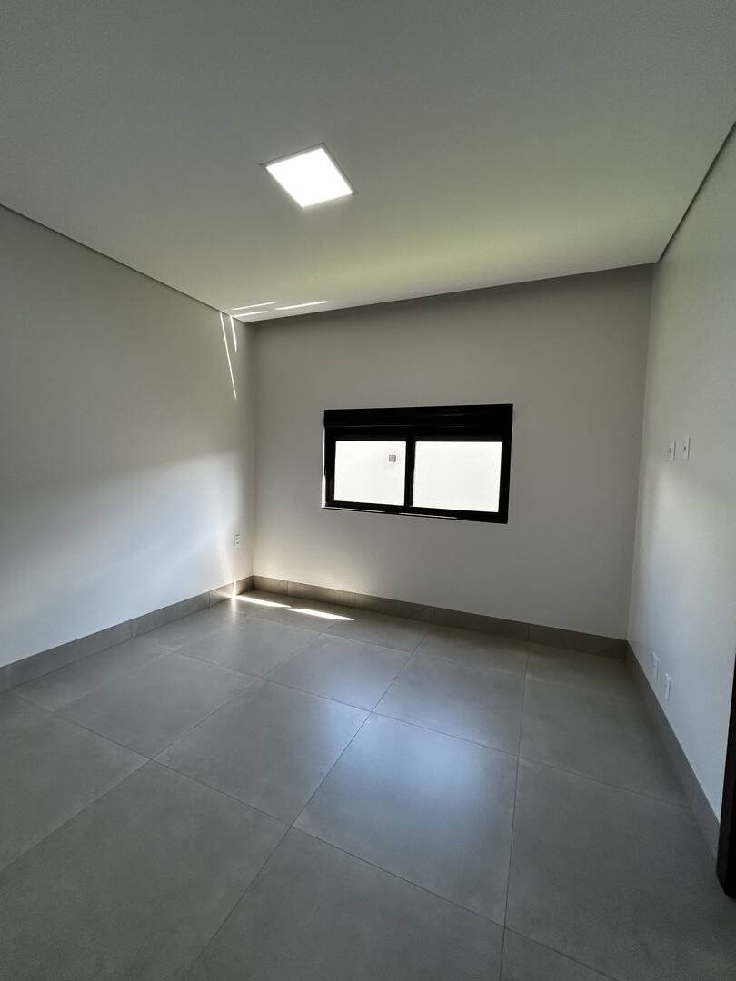 Casa à venda com 3 quartos, 238m² - Foto 21