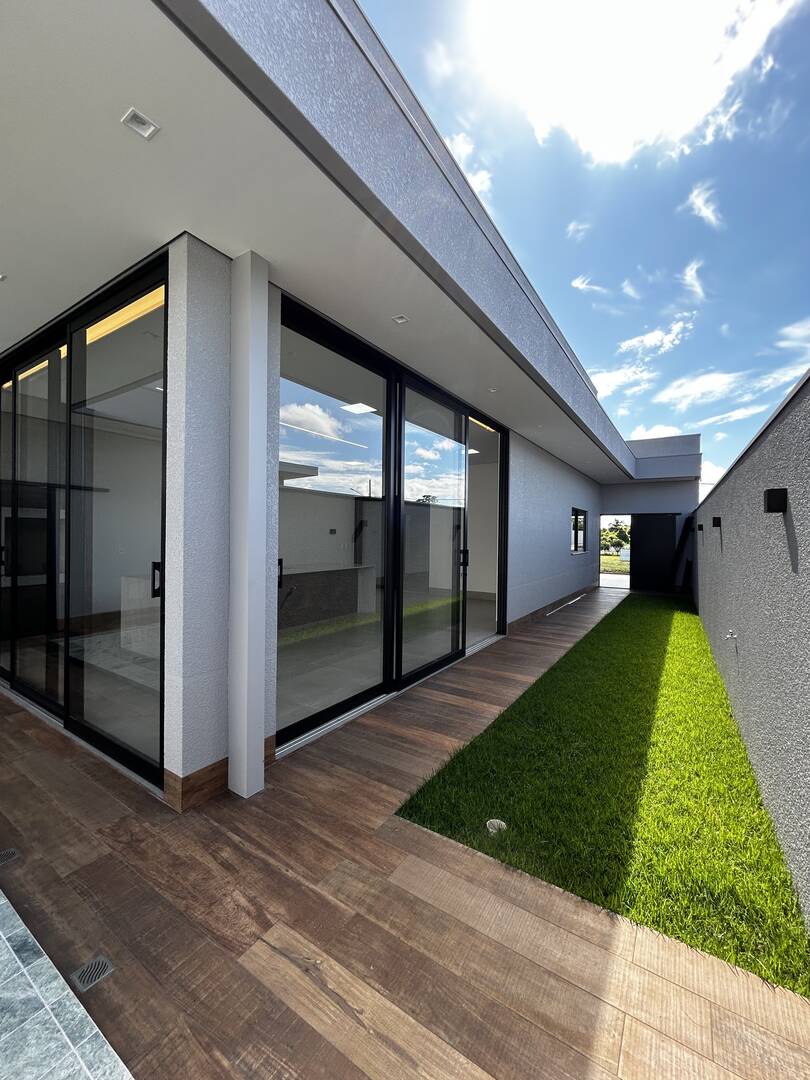 Casa à venda com 3 quartos, 238m² - Foto 25