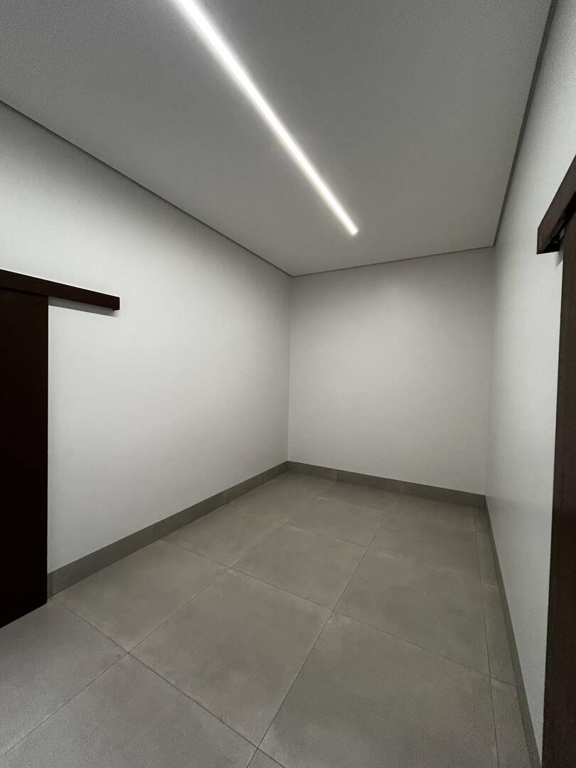 Casa à venda com 3 quartos, 238m² - Foto 26