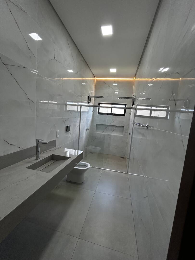 Casa à venda com 3 quartos, 238m² - Foto 27