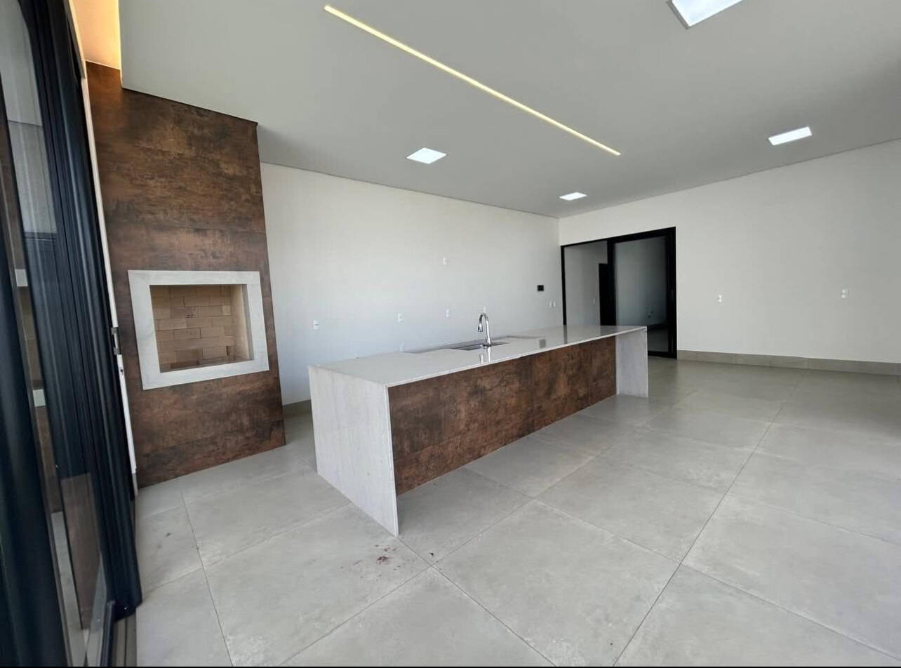 Casa à venda com 3 quartos, 238m² - Foto 31
