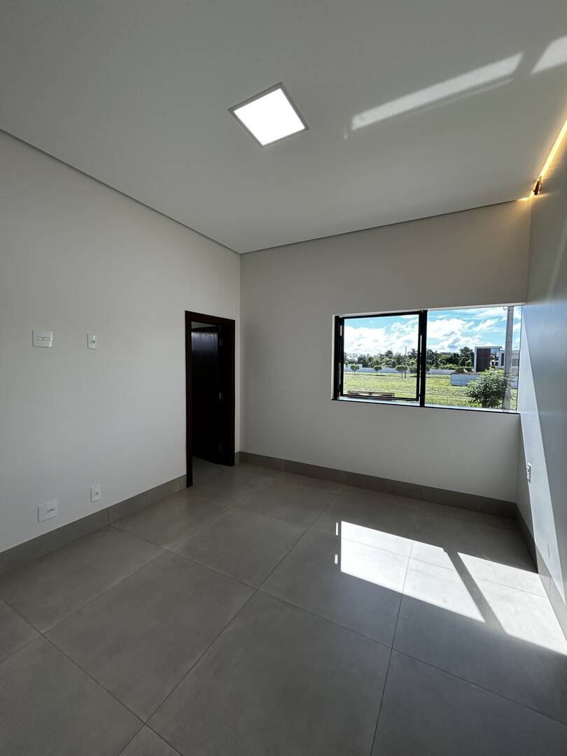 Casa à venda com 3 quartos, 238m² - Foto 35