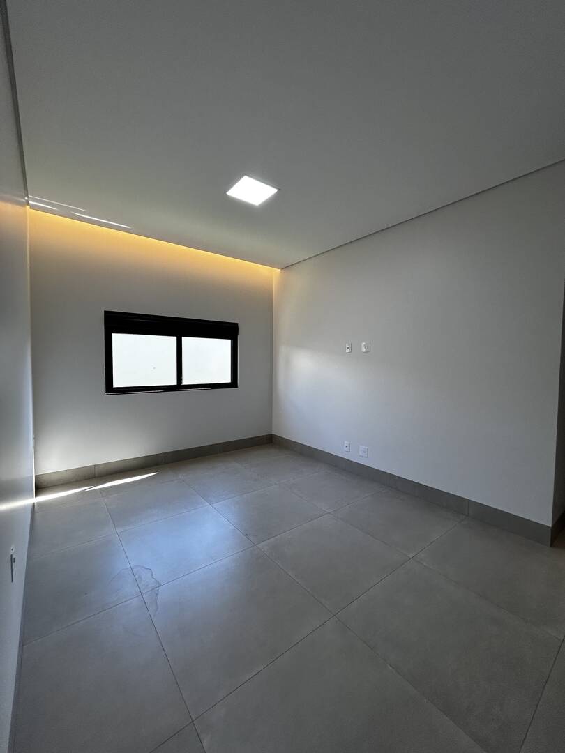 Casa à venda com 3 quartos, 238m² - Foto 36