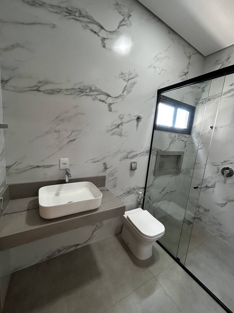 Casa à venda com 3 quartos, 262m² - Foto 5