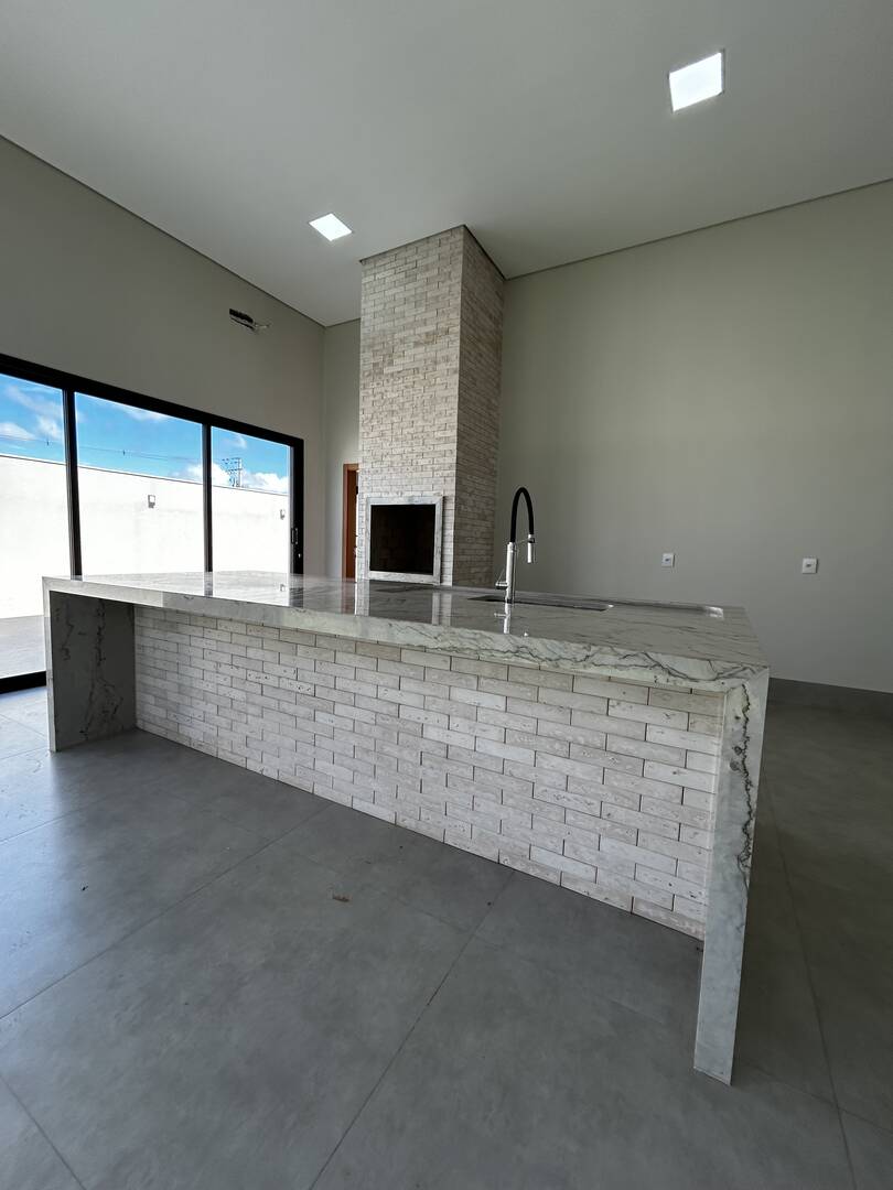 Casa à venda com 3 quartos, 262m² - Foto 14