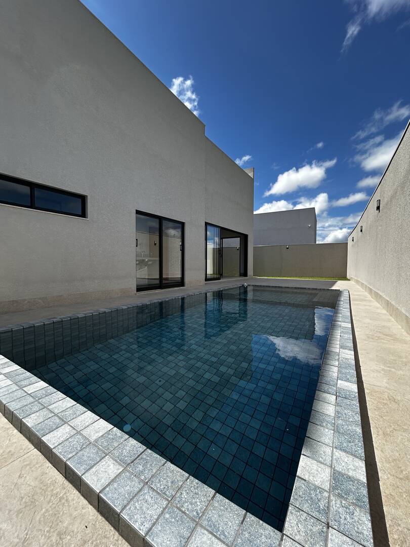 Casa à venda com 3 quartos, 262m² - Foto 32